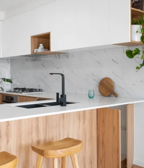 Luxury modern kitchen interior design_Kuwait